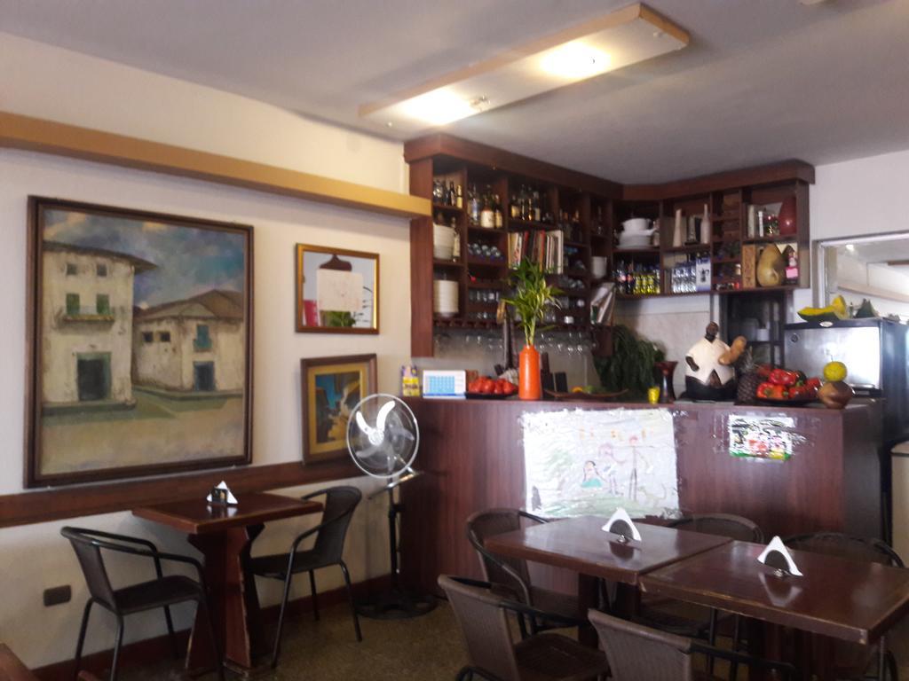 Hotel Colonial Trujillo Ngoại thất bức ảnh