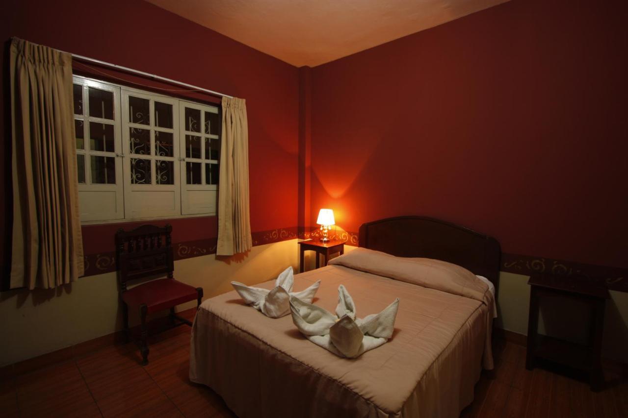 Hotel Colonial Trujillo Ngoại thất bức ảnh