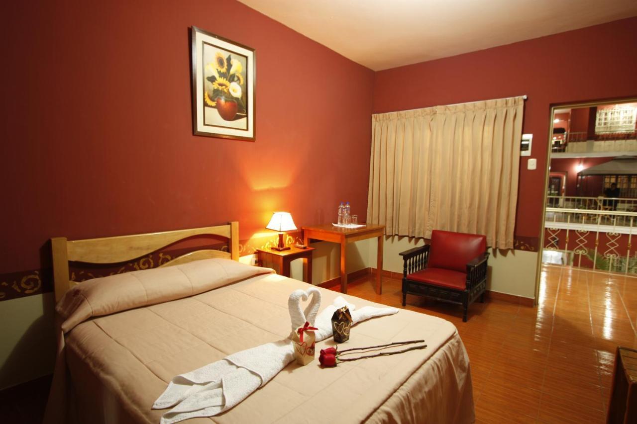 Hotel Colonial Trujillo Ngoại thất bức ảnh