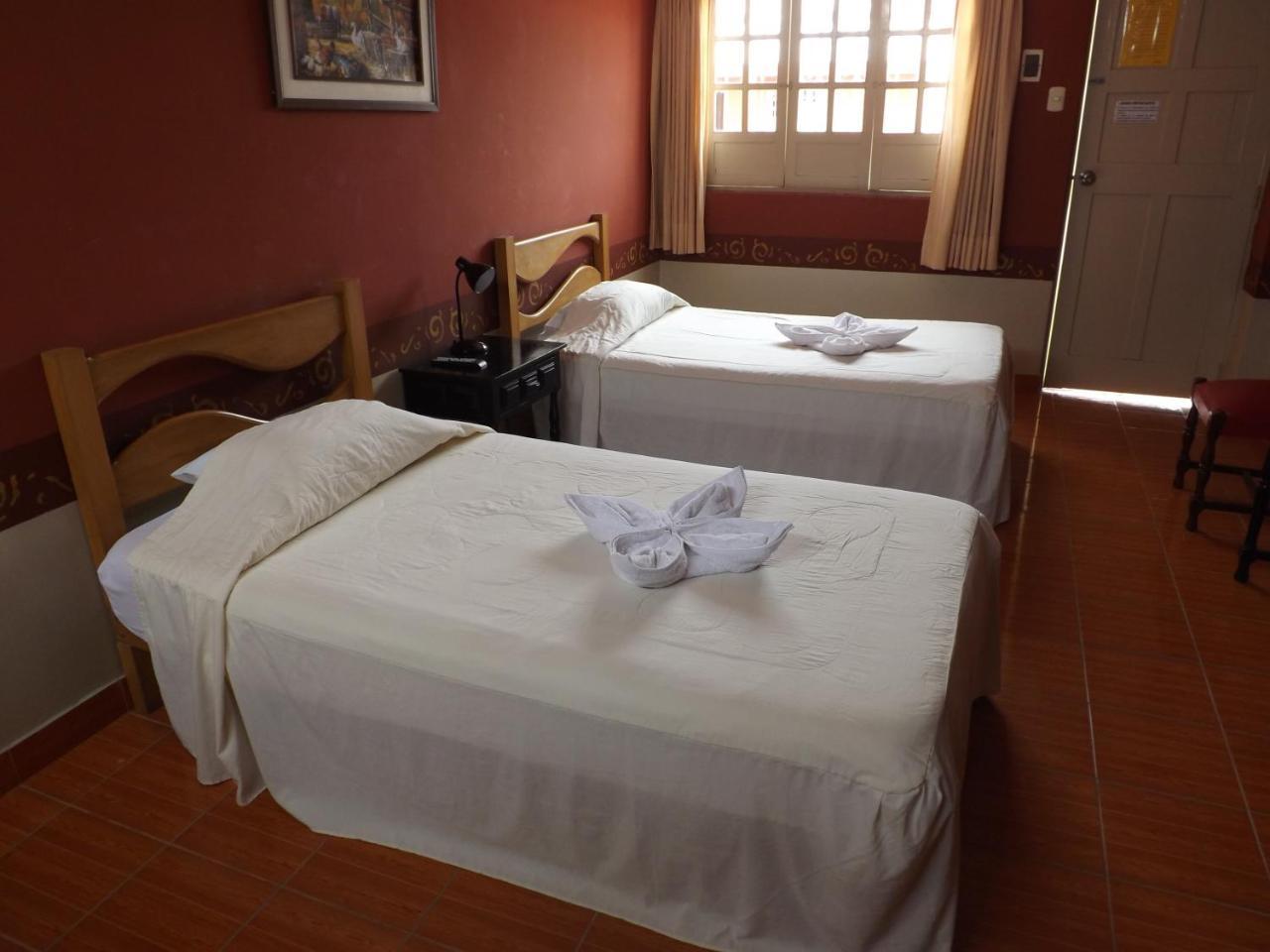 Hotel Colonial Trujillo Ngoại thất bức ảnh