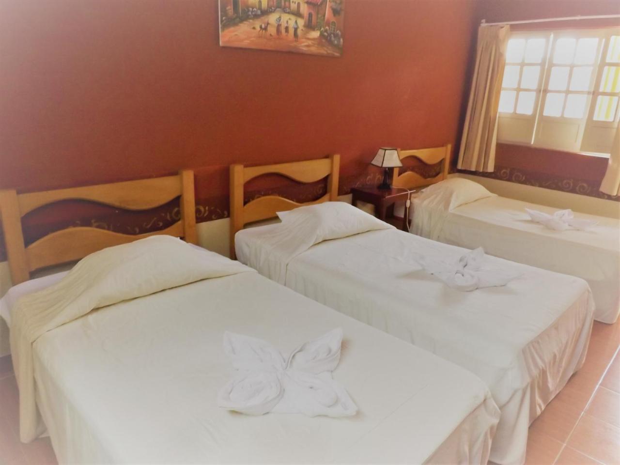 Hotel Colonial Trujillo Ngoại thất bức ảnh