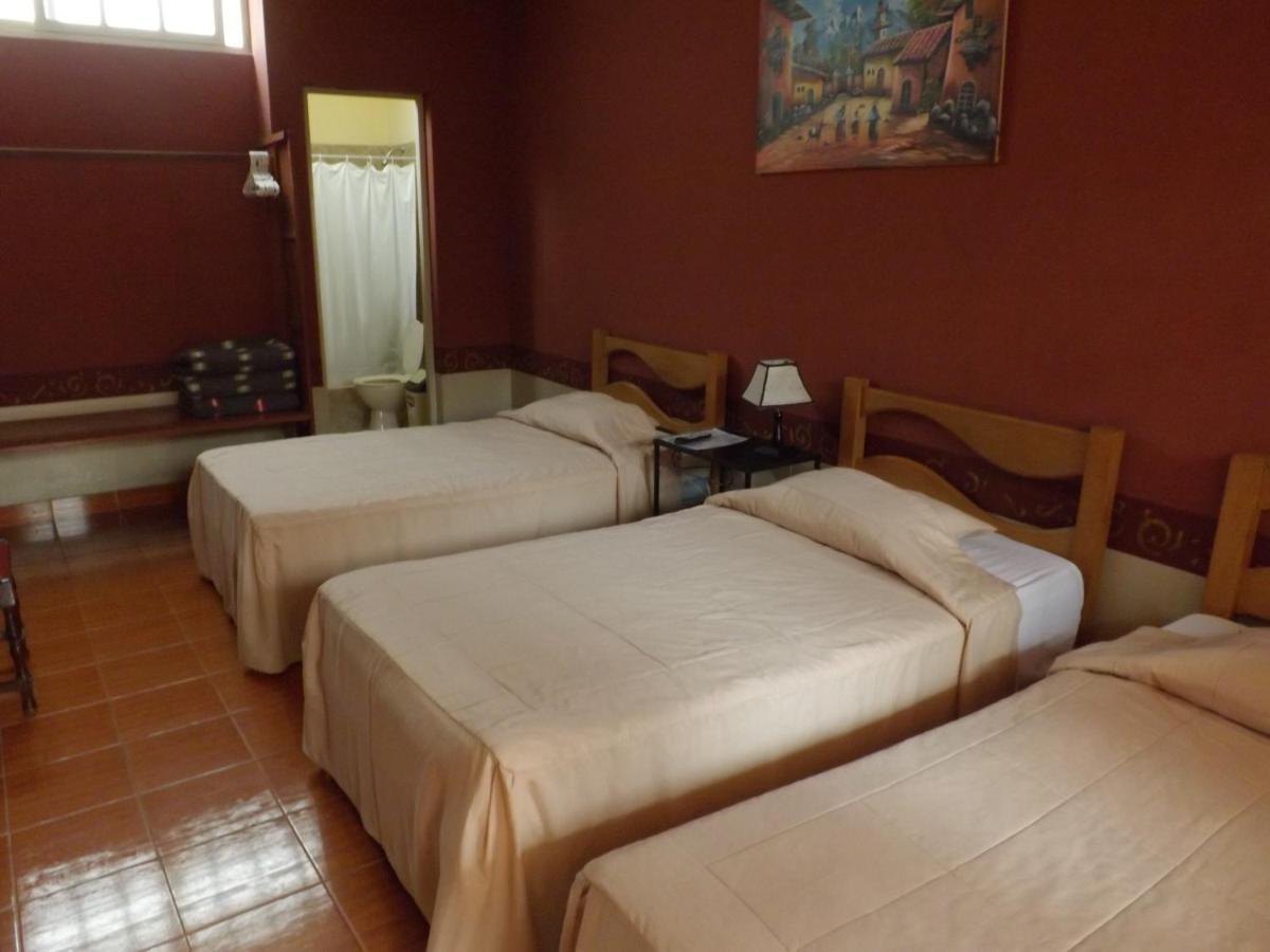 Hotel Colonial Trujillo Ngoại thất bức ảnh