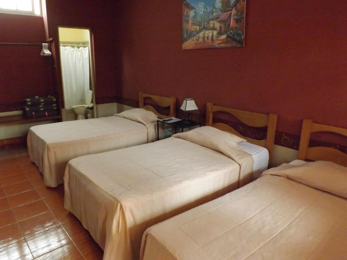 Hotel Colonial Trujillo Ngoại thất bức ảnh